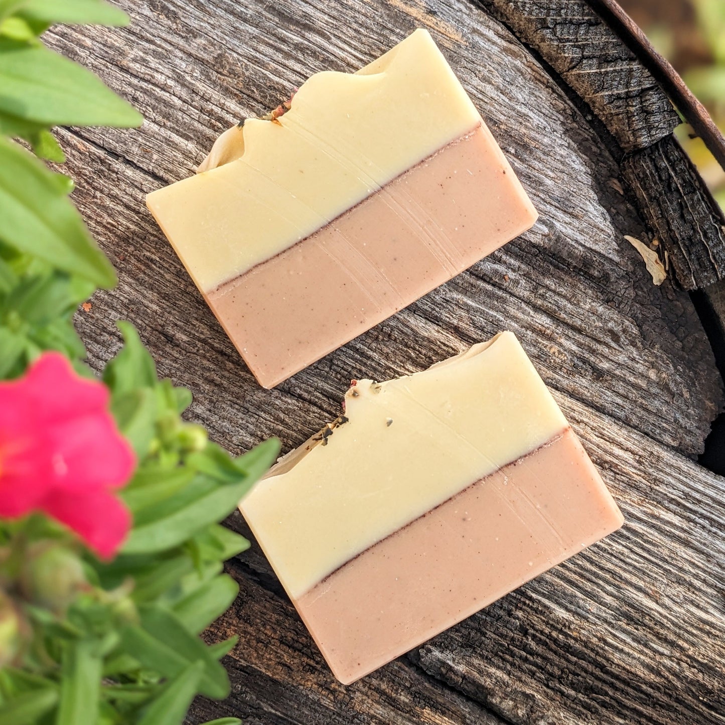 Natural Soap | PALMAROSA - Floral Soap with Rosehip Powder