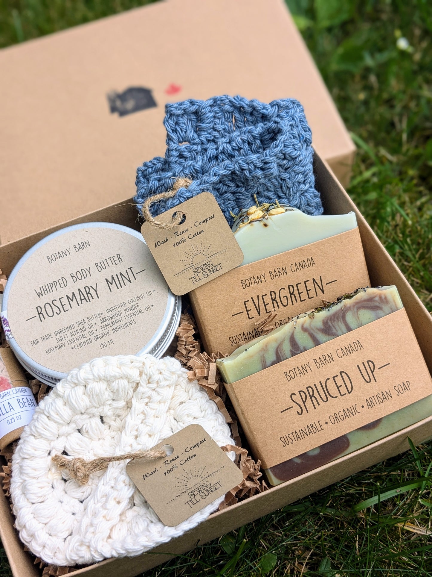 Woodsy Spa Kit | Canadian Made Soaps, Washcloth, Body Butter, Scrubbie & Lip Balm