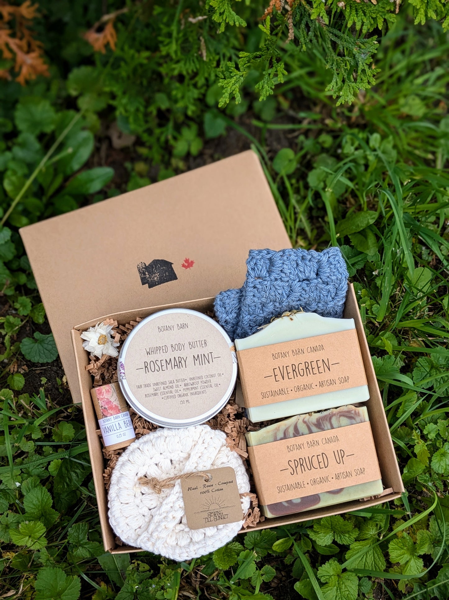 Woodsy Spa Kit | Canadian Made Soaps, Washcloth, Body Butter, Scrubbie & Lip Balm