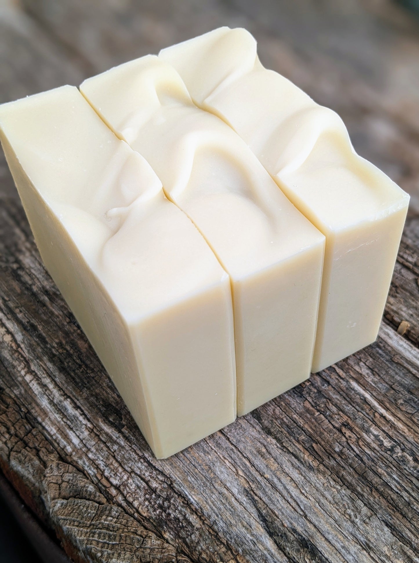 NUDE - Savon non parfumé à l'huile de jojoba et au lait d'amande