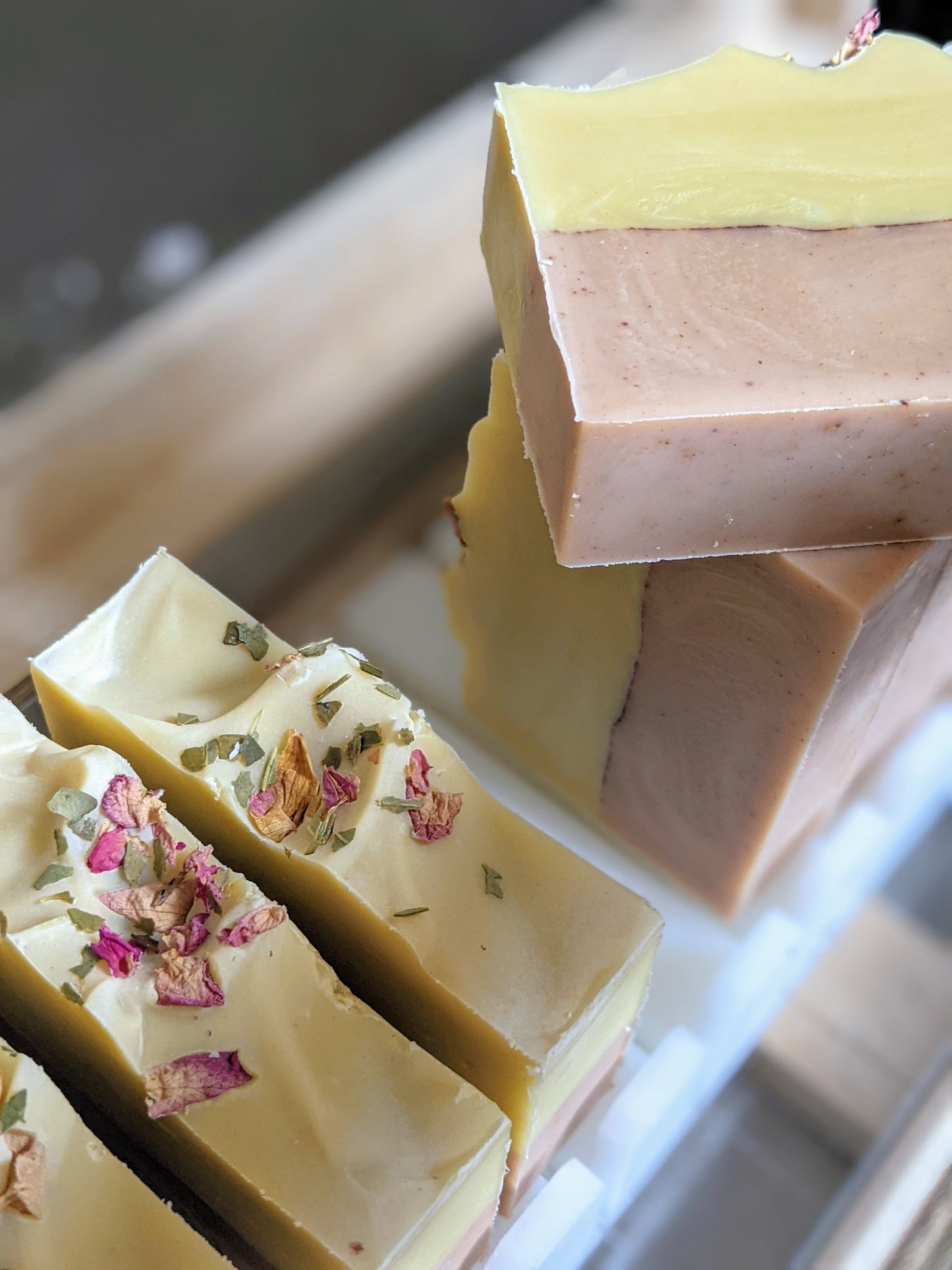 Natural Soap | PALMAROSA - Floral Soap with Rosehip Powder